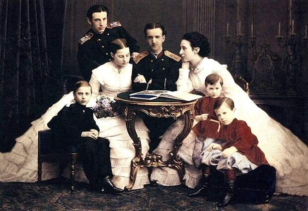 «Нравственное безумие»: почему князя Николая Константиновича считали позором семьи Романовых
