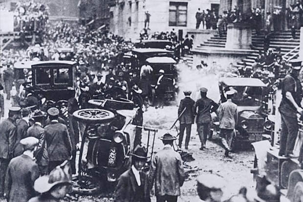 После террористического акта на Уолл-стрит, 16 сентября 1920 года