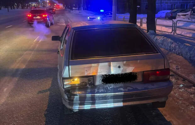 Мать отдала только что купленный автомобиль 15-летнему челябинцу