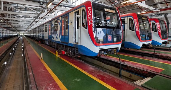 Горожане выберут новую версию поезда «Москва» в павильоне Московских центральных диаметров
