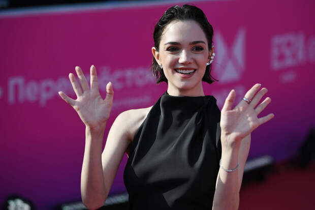 Фигуристка Медведева вспомнила о своей победе в интервью с Александром Шепсом