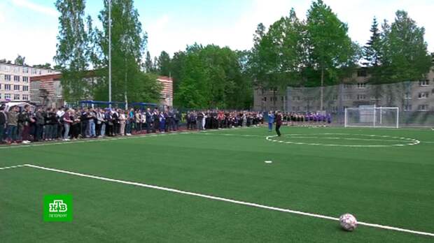 В Сланцах возвели стадион по программе «„Газпром“ — детям»