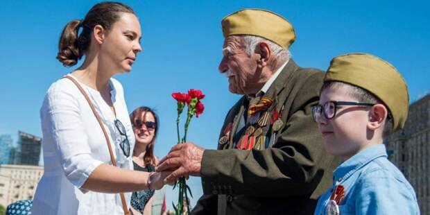 Собянин поздравил ветеранов и жителей столицы с Днем Победы Фото: mos.ru