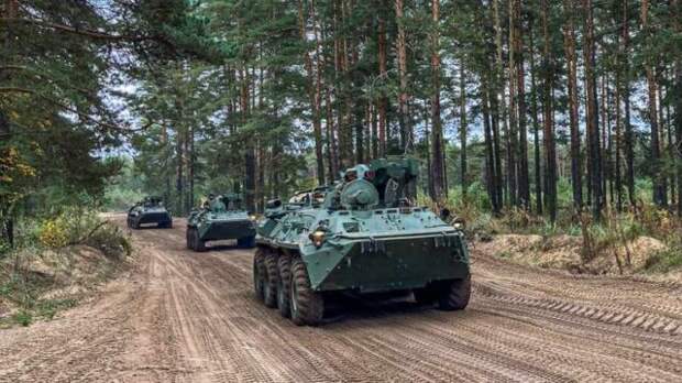 Российские военные возвращаются с учений «Запад-2021», пока Киев и Варшава ждут, когда же на них нападут