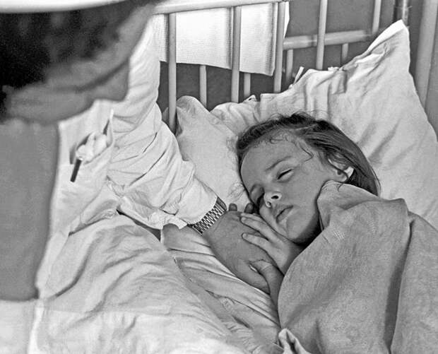 СТРАНА, КОТОРУЮ В 1991 ГОДУ РАЗРУШИЛИ ЭЛЬЦИНЫ, ГАРБЕРЫ, ЧУБАЙСЫ И ДРУГИЕ ЖИДЫ!