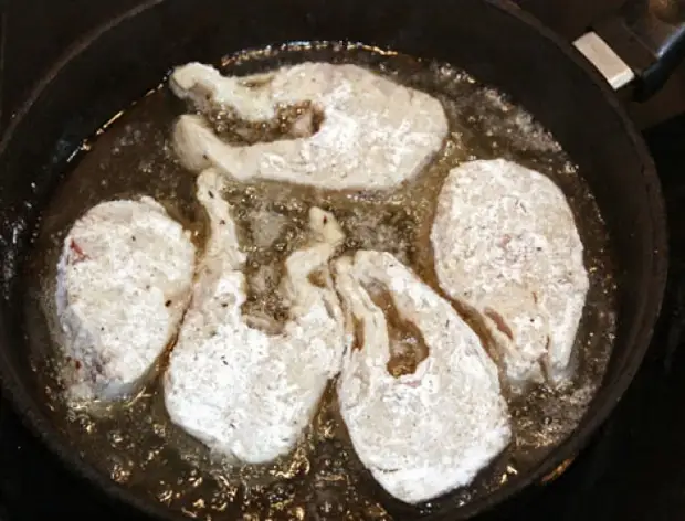 Рецепт жареной трески на сковороде с фото пошагово