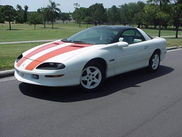 Chevrolet Camaro 1997 30th Anniversary Package перед