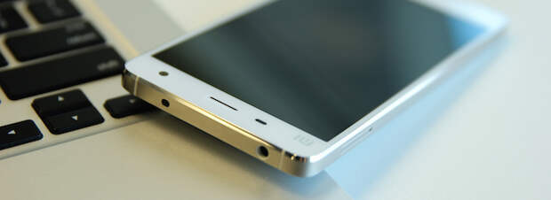 Xiaomi Mi4 Qualcomm Snapdragon 805 Quad Core 5" 1920X1080P 3GB RAM 16GB 64GB ROM 13MP MIUI V6 Mobile Phone