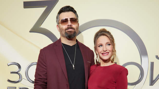 «Будем рады»: Ковальчук про третьего ребенка в 43 года