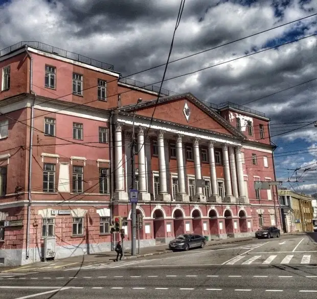 Брюс, часы и страшные пророчества