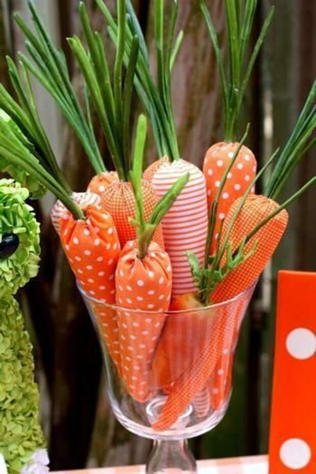 Coelhos e ovos coloridos nÃ£o podem faltar na decoraÃ§Ã£o de pÃ¡scoa 2017. Confira ideias para enfeitar a casa nesta data comemorativa tÃ£o especial.