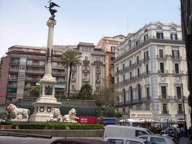 Площадь Мучеников - Piazza dei Martiri