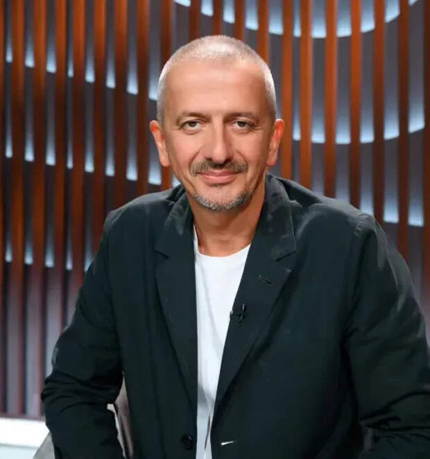 Константин Богомолов