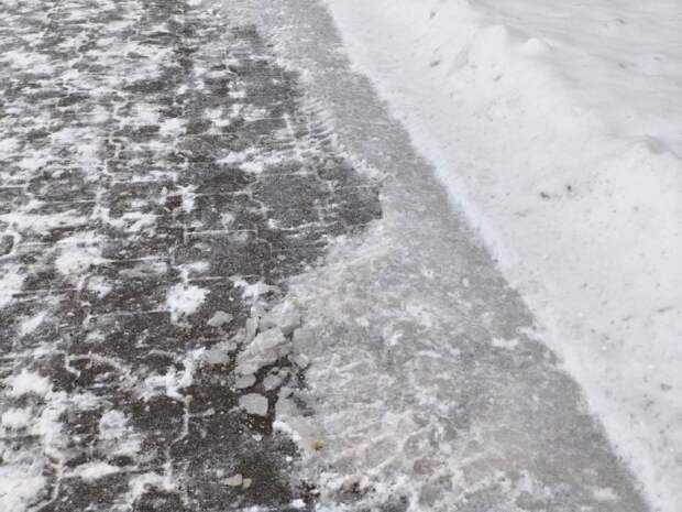 В Тульской области 22-23 февраля ожидается сильный ветер и гололедица