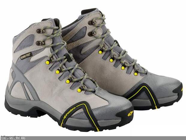Коллекция мотобот Alpinestars 2011