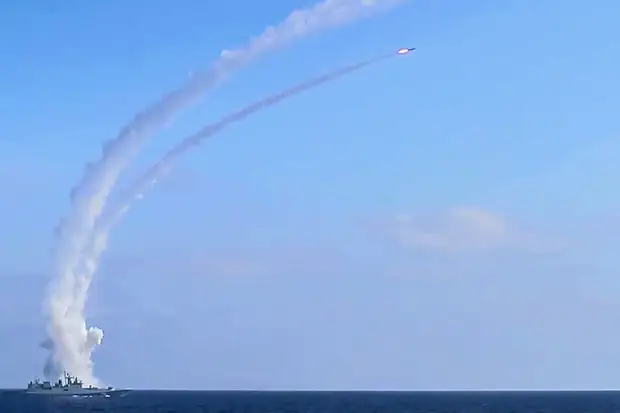 «Укрепит боеготовность российского флота»: на что способен новый малый ракетный корабль «Грайворон»
