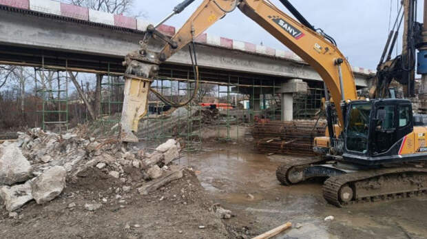 Реконструкция моста через реку Альма выполнена на 57%