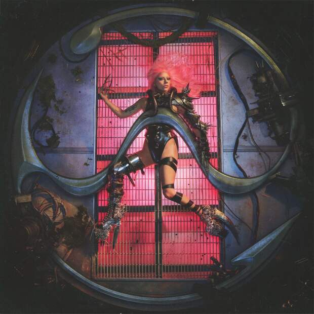 Культурный центр «Михалково» представляет выставку виниловых пластинок из коллекции библиотеки Chill Vinyl «Виниловый дизайн. Искусство на обложке»