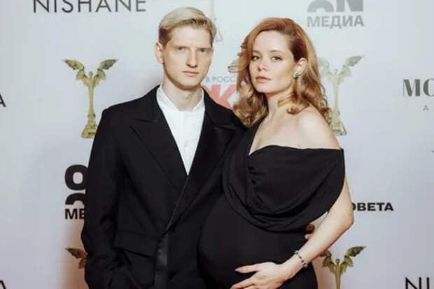 28-летняя Мила Ершова и 27-летний Святослав Рогожан стали родителями — как назвали первенца и почему имя раскритиковали