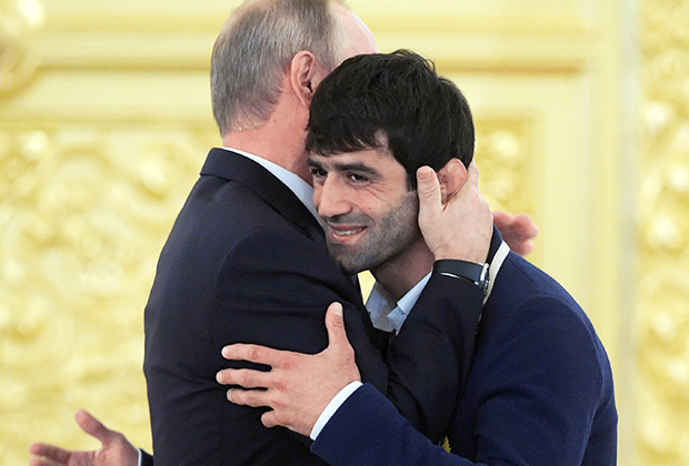 Владимир Путин и Беслан Мудранов