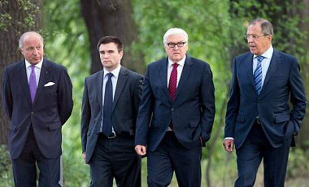 Украина назвала свои условия прекращения огня в зоне АТО Украина назвала свои условия прекращения огня в зоне АТО