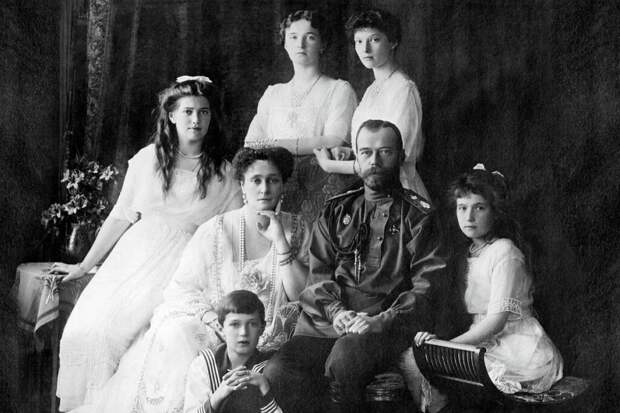 В Театре на Малой Ордынке представят премьеру спектакля «Царский путь» о семье Николая II