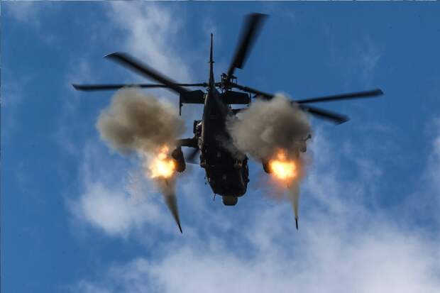Наши боевые вертолёты отразили массированную атаку врага на Крым (ВИДЕО)