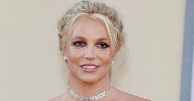 «Я достигла дна»: 44-летняя Бритни Спирс после ареста легла в реабилитационный центр