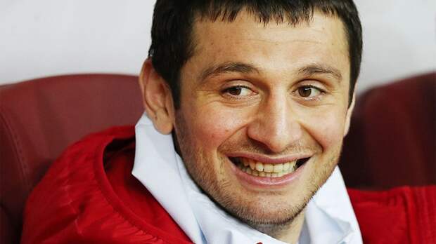 Дзагоев встретился с фанатами ЦСКА, один из которых произнес оскорбительную фразу в адрес «Зенита»