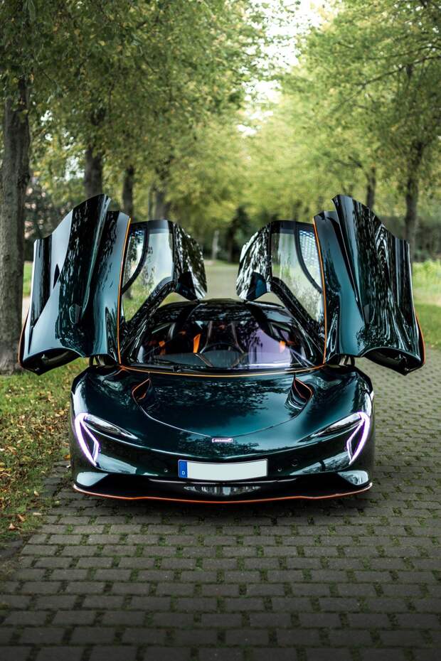 Быстрейший McLaren Speedtail продают в Германии