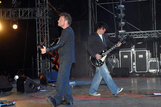 На музыкальные платформы вернули пропадавшие песни «Агаты Кристи» в измененном виде