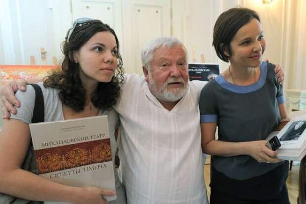 Татьяна Друбич и Сергей Соловьев с дочерью | Фото: 24smi.org