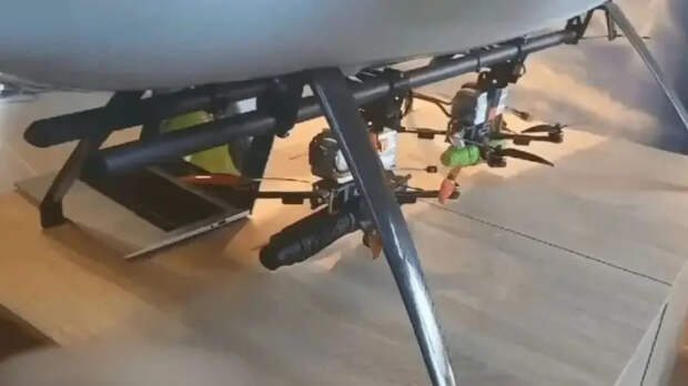 ВС РФ взяли под огневой контроль трассу Павлоград – Красноармейск FPV-дронами