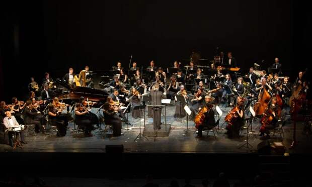 В Архангельске состоялась мировая премьера постановки «Час пробил!»