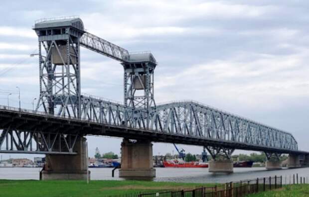 В Астрахани на субботу изменят движение четырех автобусных маршрутов