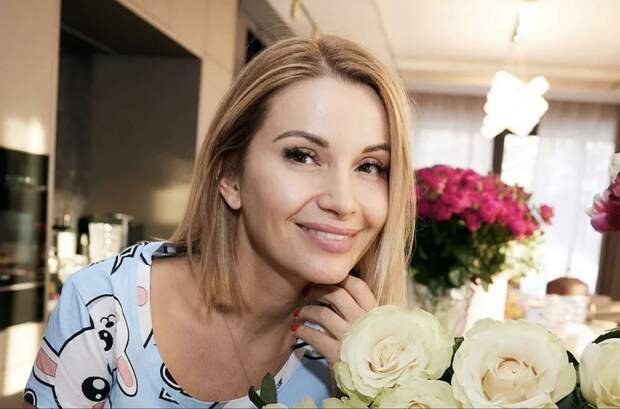 «Я еще не бабка»: Ольга Орлова задумалась о третьем ребенке