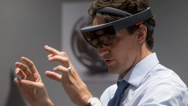 justin-trudeau-hololens