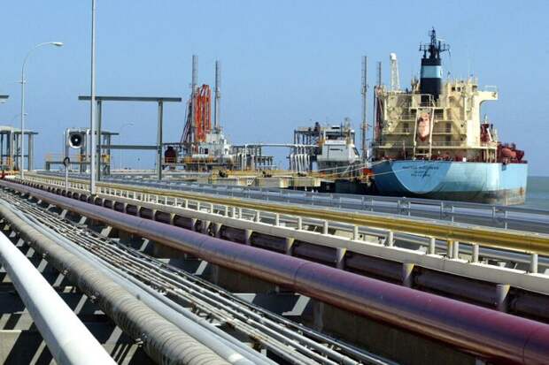 Страны Запада договорились ввести два потолка цен на российские нефтепродукты