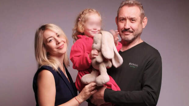 В поисках семьи Усольцевых спасатели осмотрели две пещеры