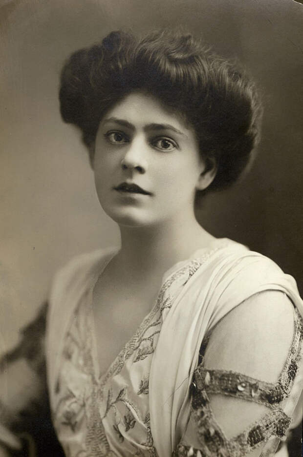 most-beautiful-women-edwardian-era-1900s-8-578c7e5ee21d0__700