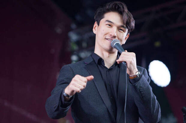 Комик Сабуров может заработать на шоу в Таиланде 9 млн после запрета въезда в РФ