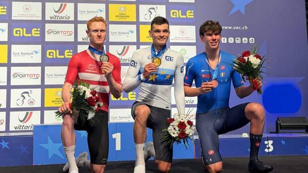 Российский велогонщик Лев Гонов одержал победу на чемпионате Европы