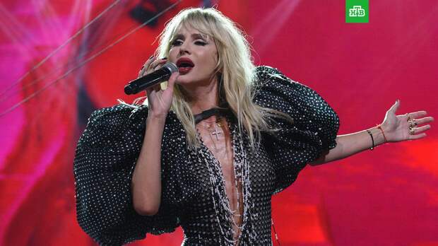 «Позор»: Лободу обвинили в плагиате из-за номера с ванной