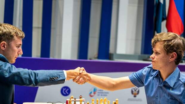 Карякин победил Артемьева в четвертом раунде Кубка мира