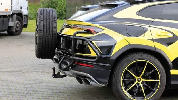 Lamborghini Urus превратили в машину для спасателей