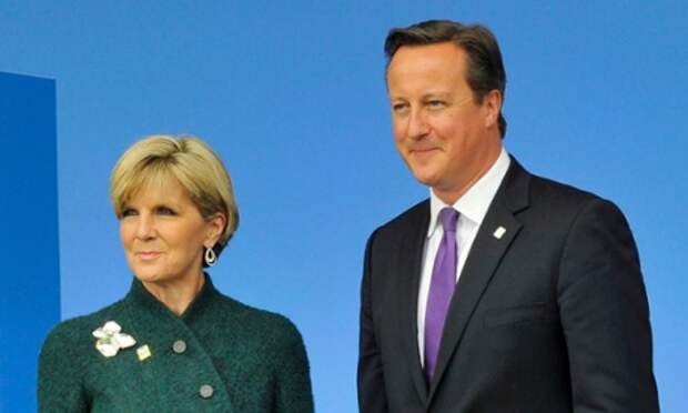 Julie Bishop, the Australian foreign minister, with David Cameron