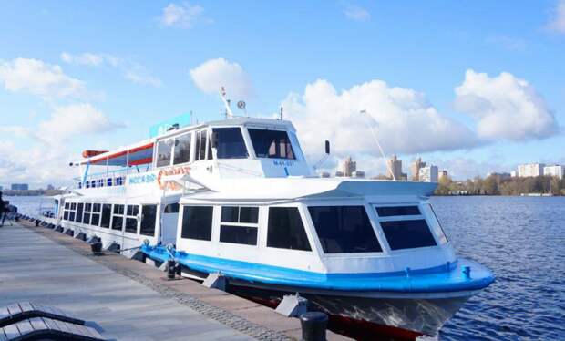 Теплоходы на Химкинском водохранилище перевезли более 150 тысяч пассажиров с начала года