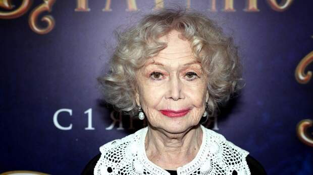 Немоляева поздравила «Ленфильм» с 112-летием и призвала сохранить киностудию