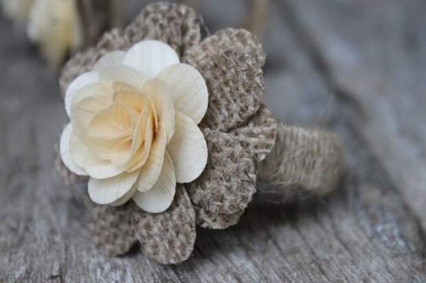 rustic_napkin_rings_burlap_and_wood_roses-_set_of_4_ff71b00a (500x333, 33Kb)