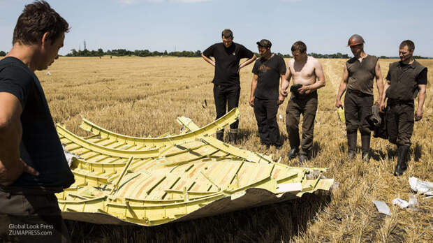 Антироссийская версия гибели MH17 не выдерживает града вопросов из России